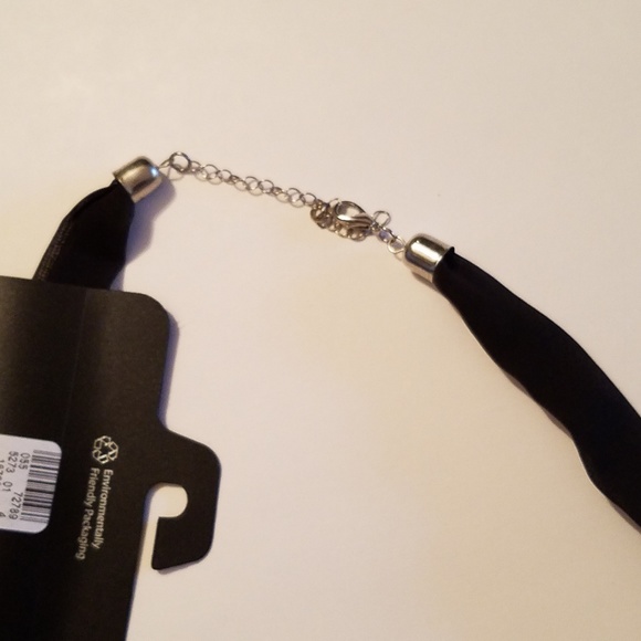 Necklace NWT - Avenue - Picture 4 of 4